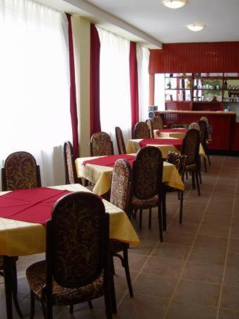 Hotel Lido Мисколк Екстериор снимка